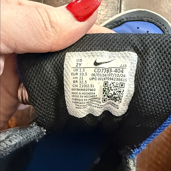 Nike Kids Black and Blue High-Top Sneakers - Picture 10 of 11